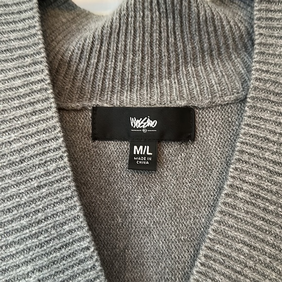 Messimo Poncho Sweater - Picture 2 of 11